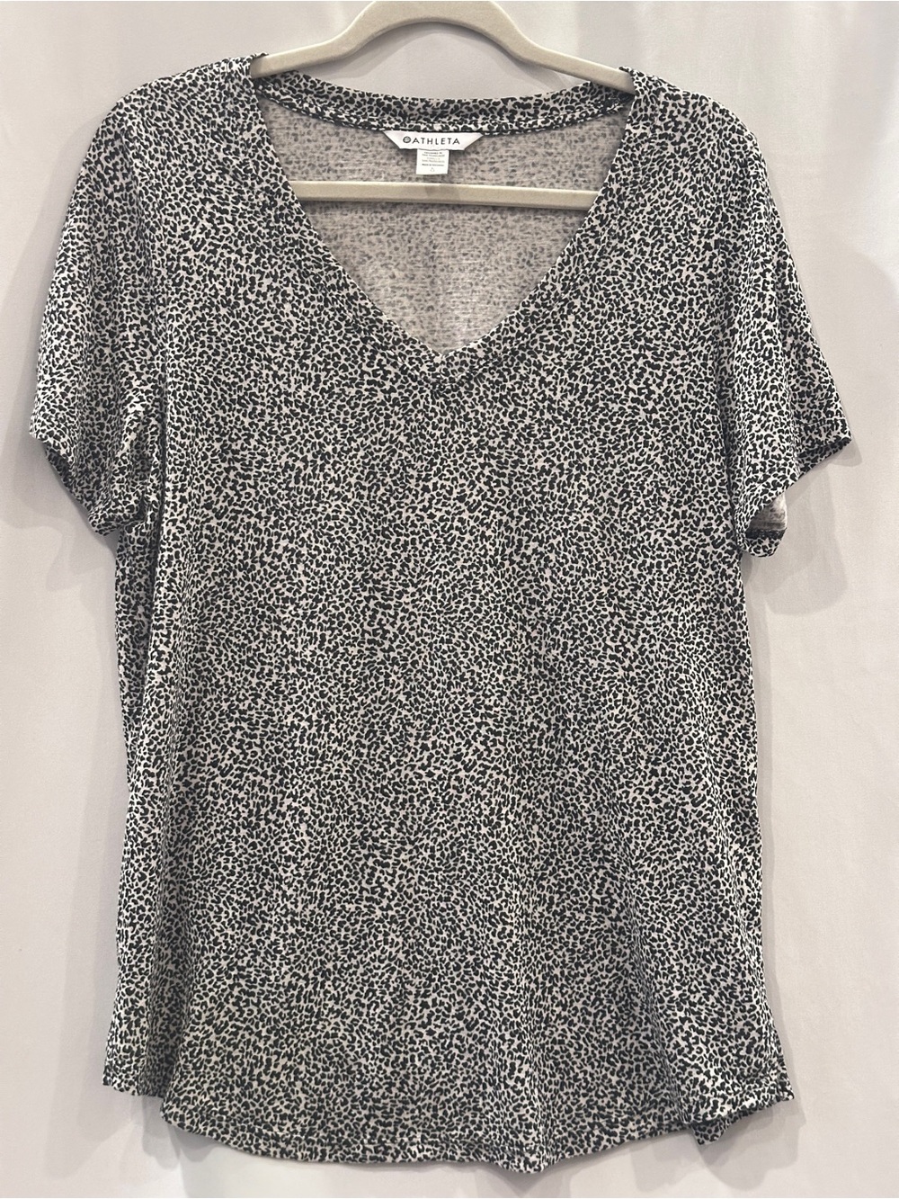 Athleta Black and White V-Neck Short Sleeve Tee with Micro Print